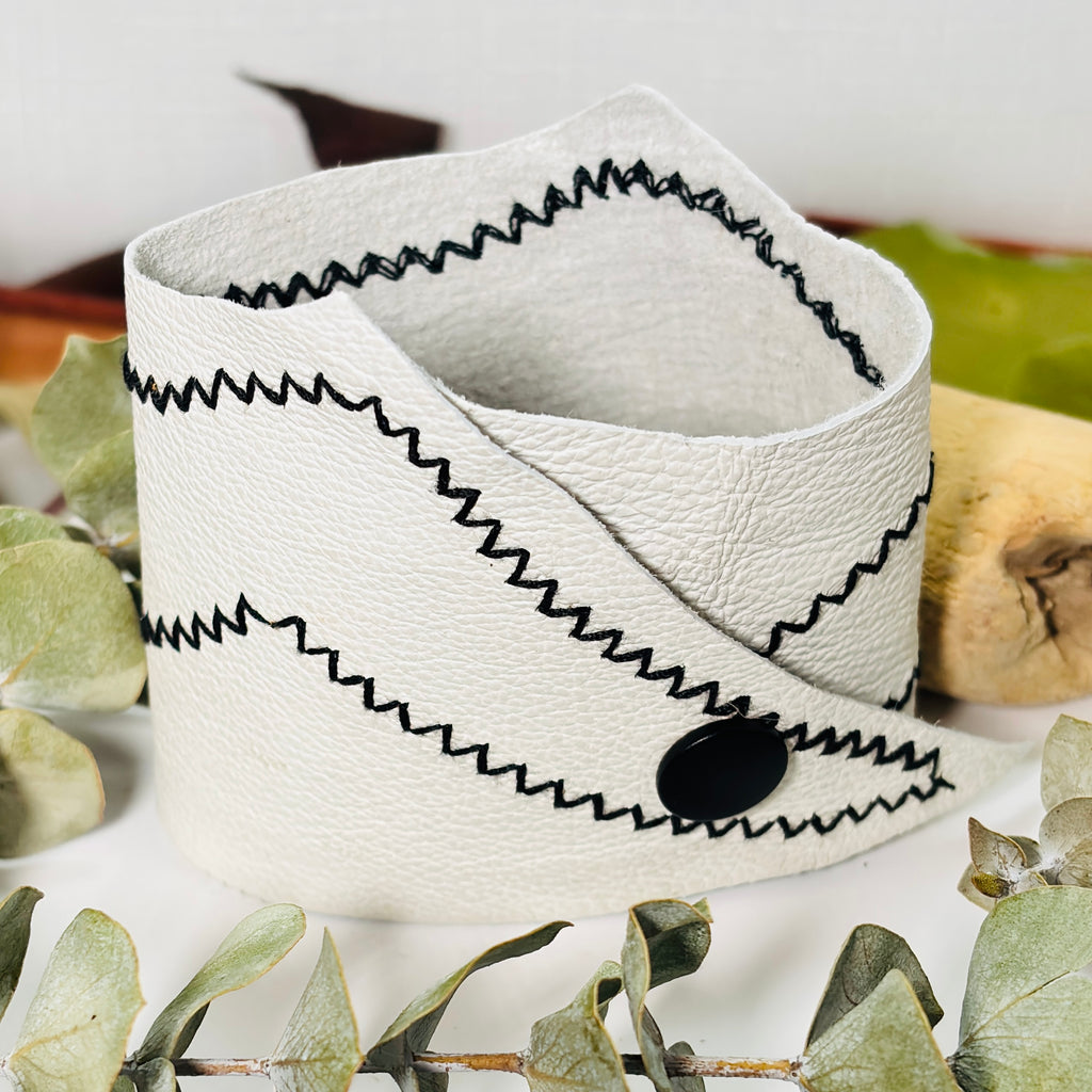 “SIMPLE CONTRAST”~Soft White and Black Stitched Cuff