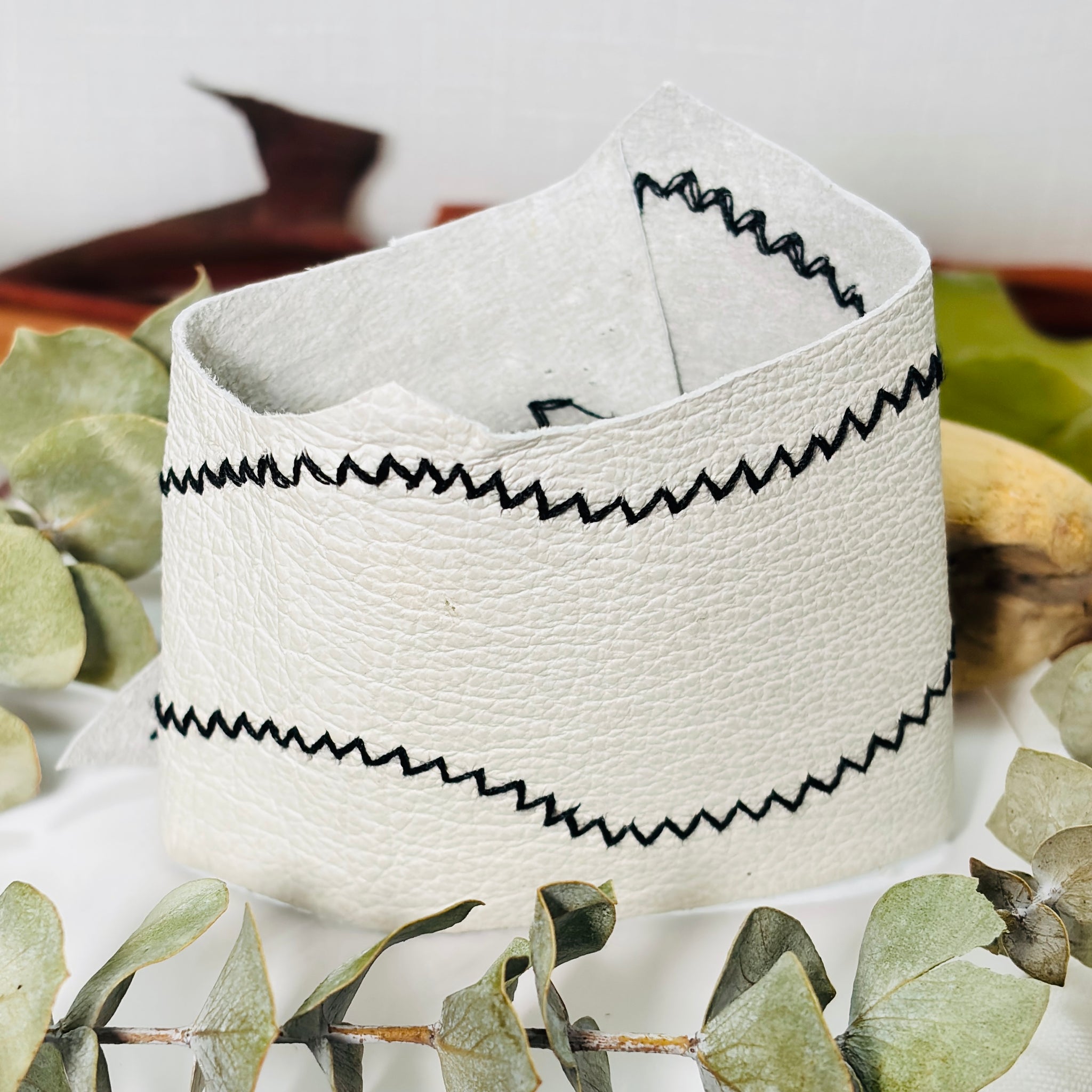 “SIMPLE CONTRAST”~Soft White and Black Stitched Cuff