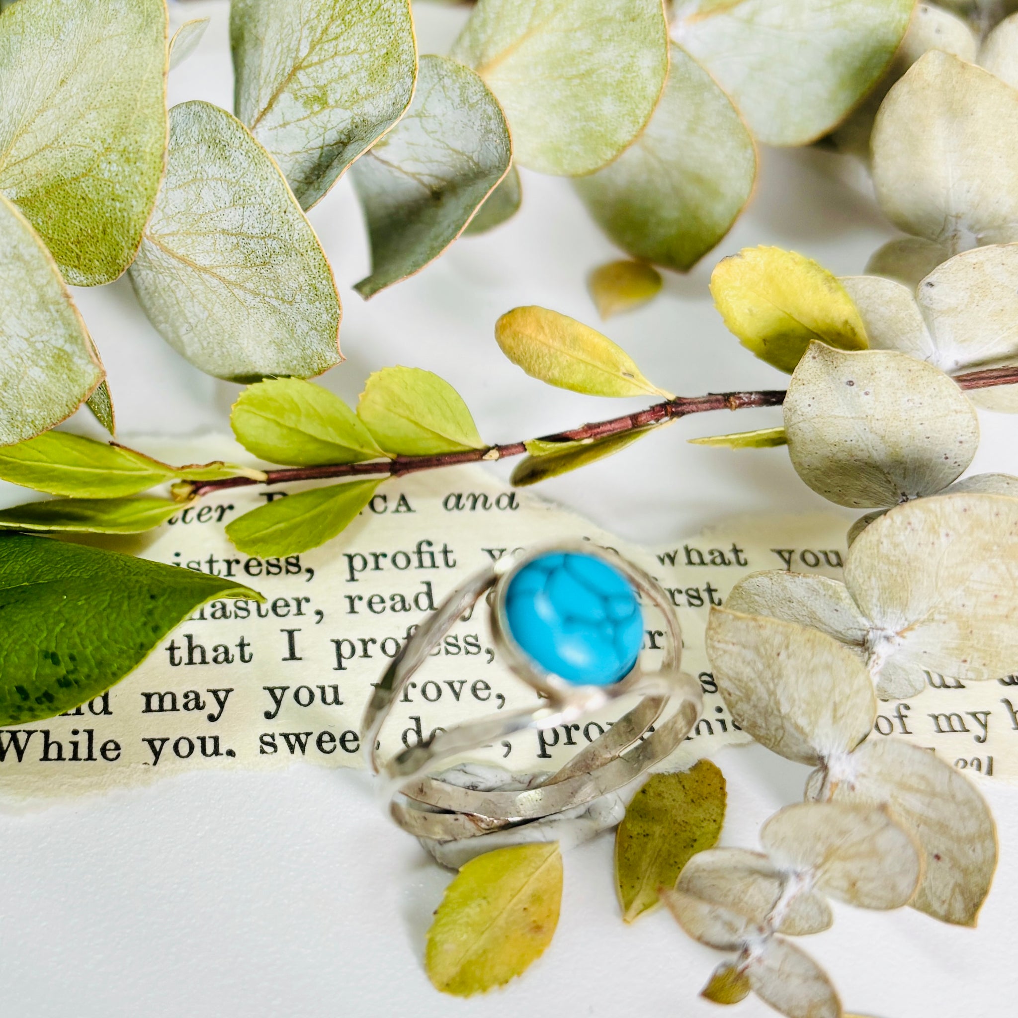 “BLUE BEAUTY”~Dyed Stone Hammered Split Shank Ring