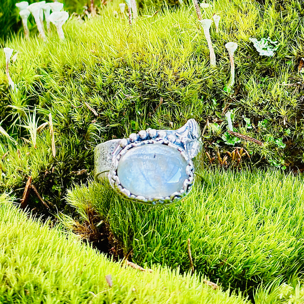 “LOVE OF THE SEA” ~ Oval Labradorite Sea Shell Sterling Silver Ring